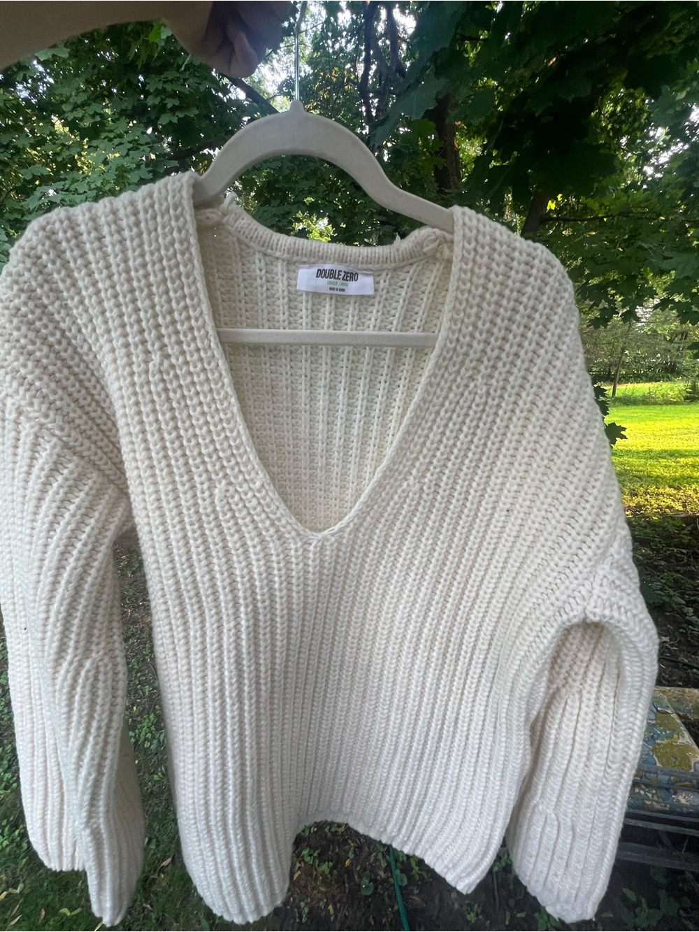 Double Zero Cream V-Neck Ribbed Knit Sweater